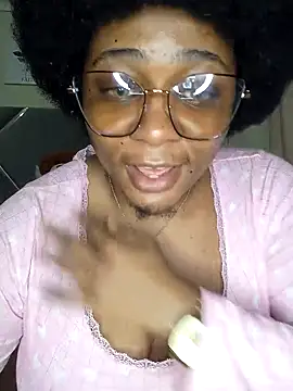 CocoBootyyy online show from September 28, 2025, 10:15 pm