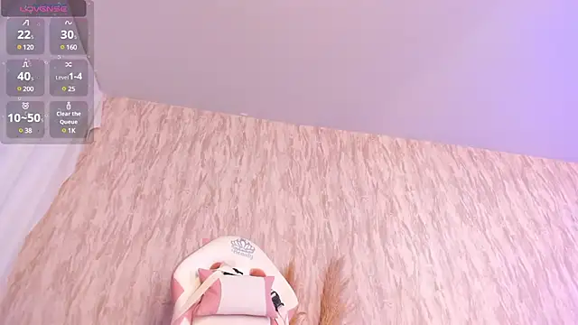 Snapshot of emily_parkerr chatting on January 10, 2025, 11:29 pm emily parkerr online show from January 10, 2025, 11:29 pm