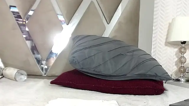 Snapshot of KasandraPhillips chatting on February 21, 2025, 2:17 am KasandraPhillips online show from February 21, 2025, 2:17 am