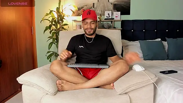 Neganhot  online show from March 21, 2026, 2:27 am