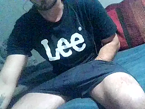 giorgakaci69 online show from October 8, 2025, 10:18 pm