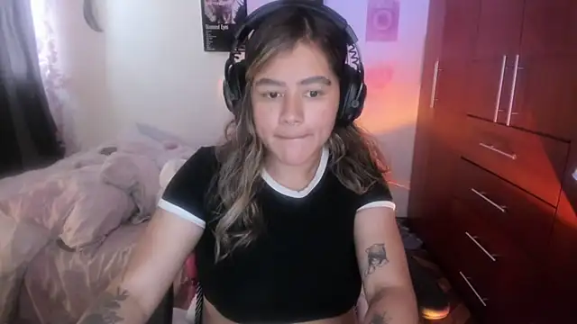 StephaniFox online show from March 2, 2026, 10:27 pm