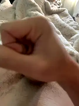 Snapshot of magrossebite25cm chatting on September 24, 2025, 2:09 pm magrossebite25cm online show from September 24, 2025, 2:09 pm