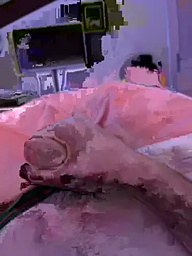 Snapshot of magrossebite25cm chatting on December 22, 2025, 12:29 am magrossebite25cm online show from December 22, 2025, 12:29 am