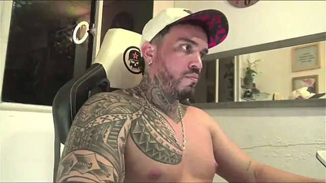 Snapshot of Angel_sex_latin chatting on December 27, 2024, 6:03 am Angel sex latin online show from December 27, 2024, 6:03 am