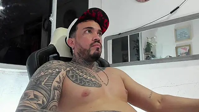 Snapshot of Angel_sex_latin chatting on December 30, 2024, 7:15 am Angel sex latin online show from December 30, 2024, 7:15 am