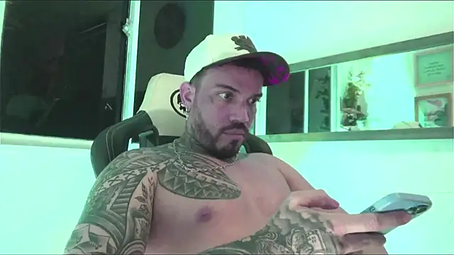 Snapshot of Angel_sex_latin chatting on December 31, 2024, 5:55 am Angel sex latin online show from December 31, 2024, 5:55 am