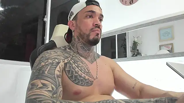 Snapshot of Angel_sex_latin chatting on January 1, 2025, 1:47 am Angel sex latin online show from January 1, 2025, 1:47 am