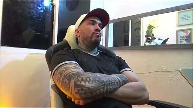 Snapshot of Angel_sex_latin chatting on January 6, 2025, 2:15 am Angel sex latin online show from January 6, 2025, 2:15 am