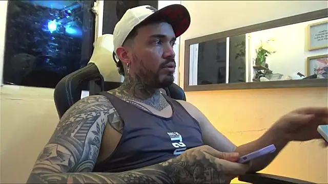 Snapshot of Angel_sex_latin chatting on January 11, 2025, 3:13 am Angel sex latin online show from January 11, 2025, 3:13 am