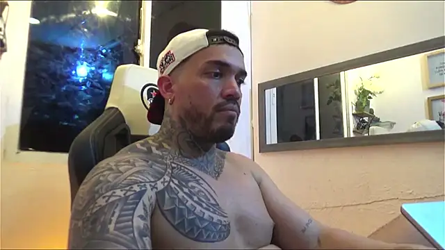 Snapshot of Angel_sex_latin chatting on January 17, 2025, 6:47 am Angel sex latin online show from January 17, 2025, 6:47 am