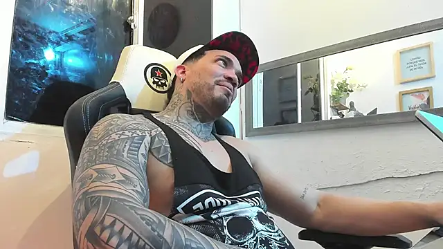 Snapshot of Angel_sex_latin chatting on February 9, 2025, 2:06 am Angel sex latin online show from February 9, 2025, 2:06 am