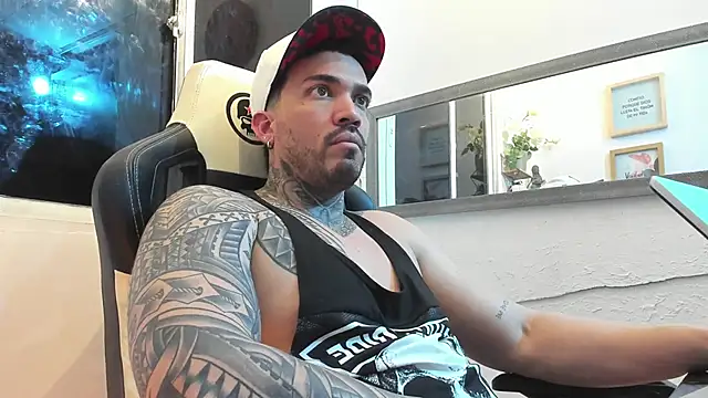 Snapshot of Angel_sex_latin chatting on February 9, 2025, 5:40 am Angel sex latin online show from February 9, 2025, 5:40 am