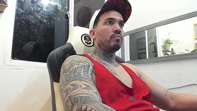 Snapshot of Angel_sex_latin chatting on February 10, 2025, 8:20 am Angel sex latin online show from February 10, 2025, 8:20 am