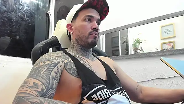 Snapshot of Angel_sex_latin chatting on February 11, 2025, 6:19 am Angel sex latin online show from February 11, 2025, 6:19 am