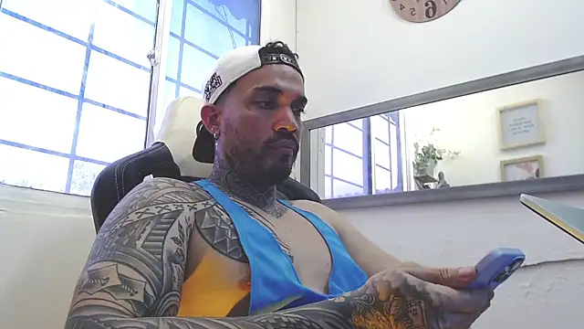 Snapshot of Angel_sex_latin chatting on February 16, 2025, 9:38 pm Angel sex latin online show from February 16, 2025, 9:38 pm