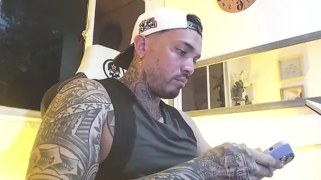 Snapshot of Angel_sex_latin chatting on February 23, 2025, 8:39 am Angel sex latin online show from February 23, 2025, 8:39 am