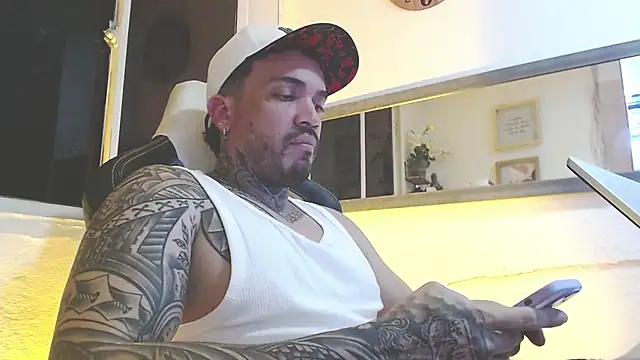 Snapshot of Angel_sex_latin chatting on March 8, 2025, 5:59 am Angel sex latin online show from March 8, 2025, 5:59 am