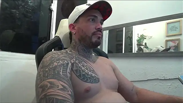 Snapshot of Angel_sex_latin chatting on March 23, 2025, 4:27 am Angel sex latin online show from March 23, 2025, 4:27 am