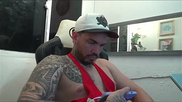 Snapshot of Angel_sex_latin chatting on March 23, 2025, 7:31 am Angel sex latin online show from March 23, 2025, 7:31 am