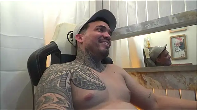 Snapshot of Angel_sex_latin chatting on September 24, 2025, 6:39 am Angel sex latin online show from September 24, 2025, 6:39 am