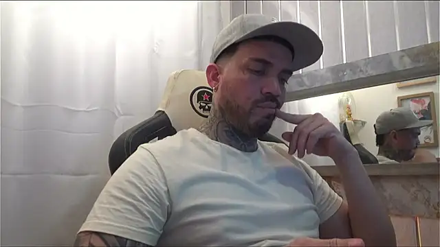 Snapshot of Angel_sex_latin chatting on October 9, 2025, 3:59 am Angel sex latin online show from October 9, 2025, 3:59 am