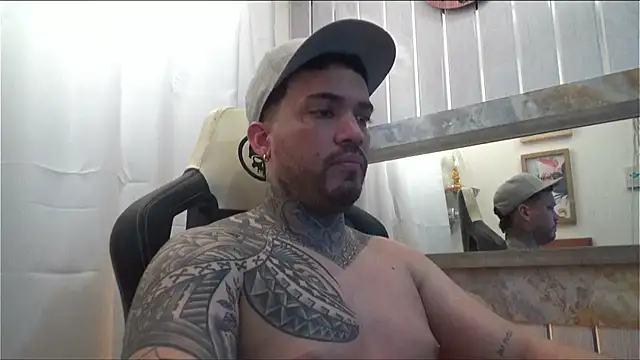 Snapshot of Angel_sex_latin chatting on October 12, 2025, 4:00 am Angel sex latin online show from October 12, 2025, 4:00 am