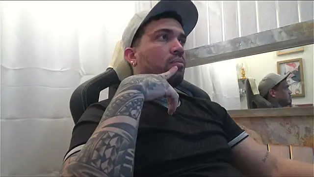 Snapshot of Angel_sex_latin chatting on October 20, 2025, 6:03 am Angel sex latin online show from October 20, 2025, 6:03 am