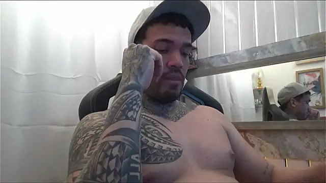 Snapshot of Angel_sex_latin chatting on October 25, 2025, 6:54 am Angel sex latin online show from October 25, 2025, 6:54 am