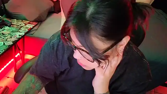 Snapshot of miacanela_xo chatting on July 2, 2026, 3:23 am miacanela xo online show from July 2, 2026, 3:23 am