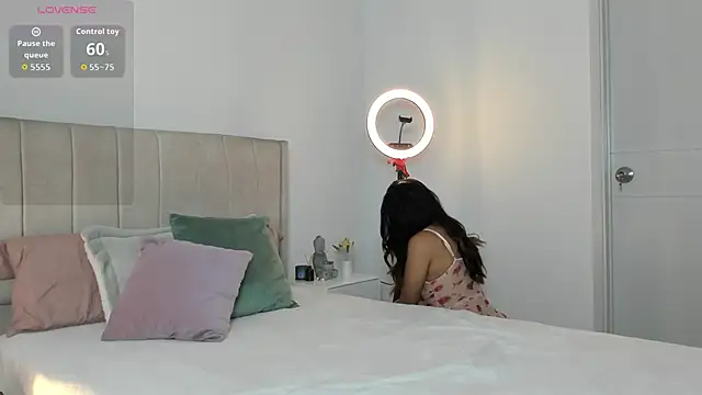 1m megan online show from February 5, 2026, 3:22 am