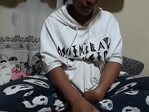 Snapshot of Linda_sexy chatting on September 28, 2025, 3:39 pm Linda sexy online show from September 28, 2025, 3:39 pm