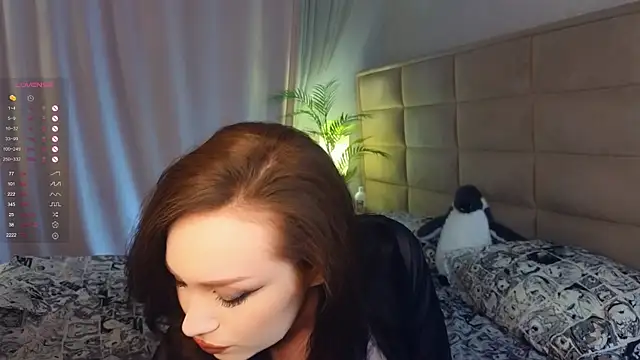 AsteriaHamel online show from February 22, 2025, 4:30 pm