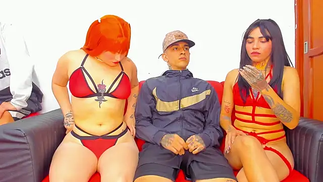 Snapshot of Extreme_Team8 chatting on May 16, 2026, 4:42 am Extreme Team8 online show from May 16, 2026, 4:42 am
