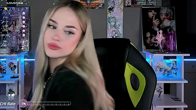 Snapshot of Ellen_Soft chatting on March 20, 2025, 8:40 pm Ellen Soft online show from March 20, 2025, 8:40 pm