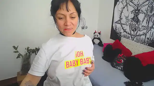 lili peach online show from March 15, 2025, 3:37 pm