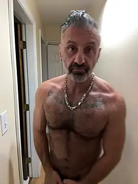 DaddySnowXX online show from January 5, 2025, 1:56 am