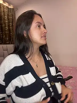 Snapshot of Shanonsex2 chatting on January 14, 2025, 1:26 am Shanonsex2 online show from January 14, 2025, 1:26 am