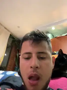 Snapshot of Shanonsex2 chatting on September 18, 2025, 1:18 am Shanonsex2 online show from September 18, 2025, 1:18 am