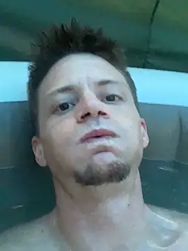 Snapshot of trash4cash chatting on January 18, 2025, 9:45 pm trash4cash online show from January 18, 2025, 9:45 pm