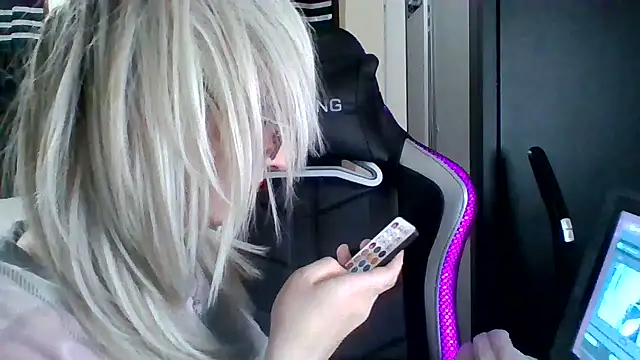 YandereDemon online show from December 29, 2024, 12:20 am