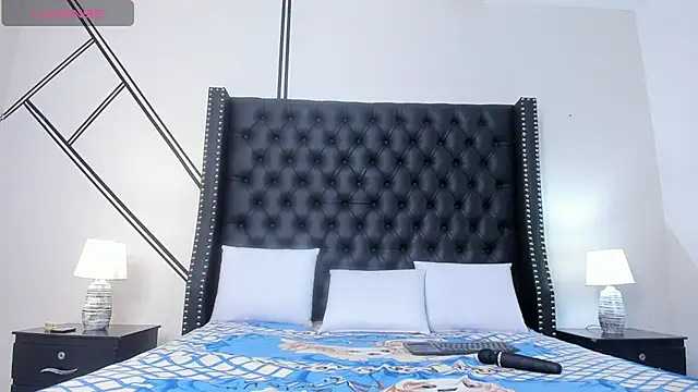  evelin diaz online show from October 24, 2025, 1:51 pm