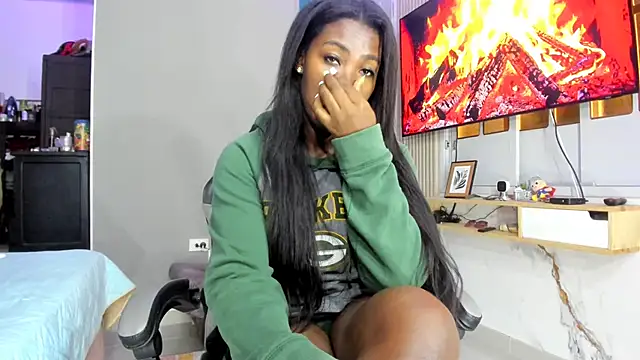 Snapshot of sexyhotblackebony chatting on November 30, 2025, 2:21 pm sexyhotblackebony online show from November 30, 2025, 2:21 pm