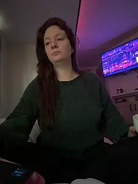 emerieskye20 online show from January 19, 2025, 3:21 pm