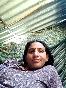 Snapshot of Baby__Shreya chatting on February 28, 2026, 9:32 am Baby Shreya online show from February 28, 2026, 9:32 am