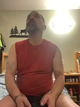 Snapshot of BifreAknasty chatting on January 6, 2025, 7:35 pm BifreAknasty online show from January 6, 2025, 7:35 pm