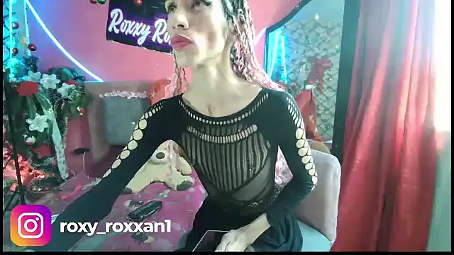 roxy roxxan online show from December 9, 2024, 4:47 pm