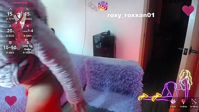 Snapshot of roxy_roxxan chatting on November 30, 2025, 3:10 am roxy roxxan online show from November 30, 2025, 3:10 am