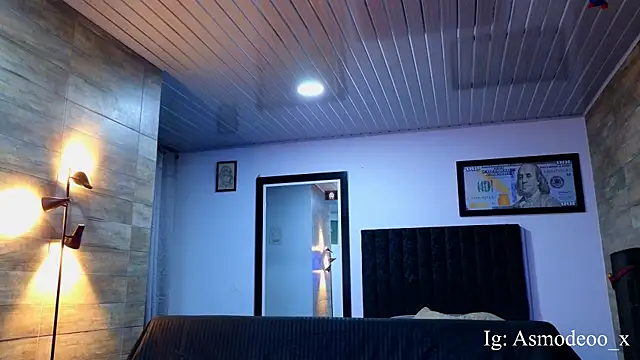 AsmodeoCox online show from September 18, 2025, 11:40 pm