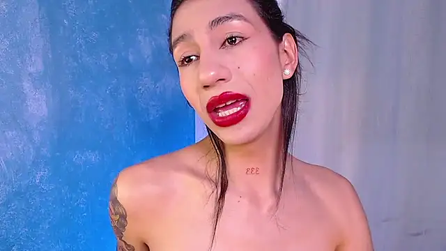 sofiaa grey  online show from January 17, 2025, 5:51 pm